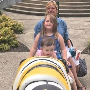 Meet your Posher, Lori